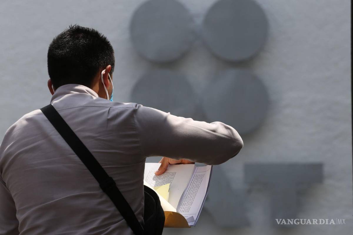 Pegaría SAT más a personas físicas con Paquete Económico de 2026