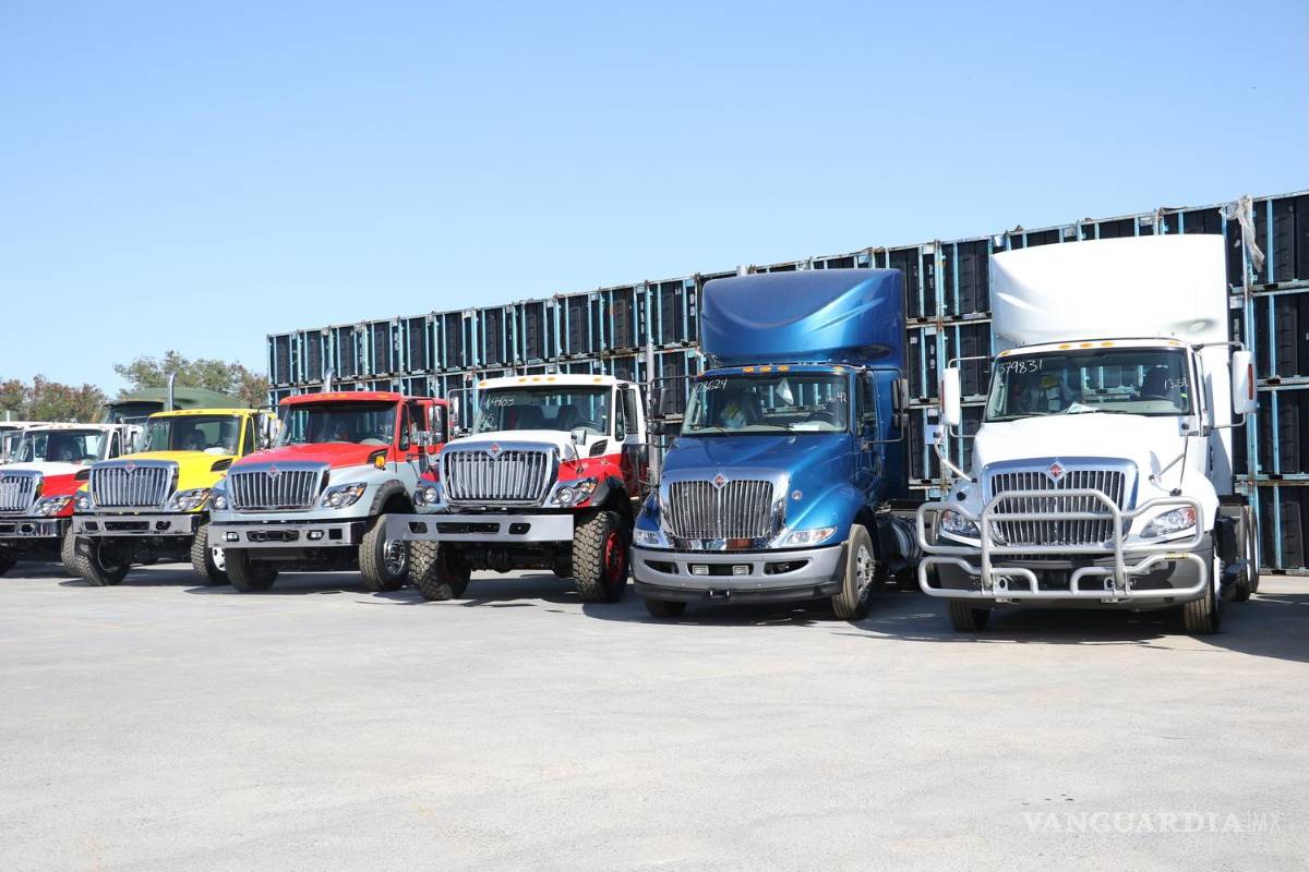 Se libra México a medias de arancel de Trump a los camiones