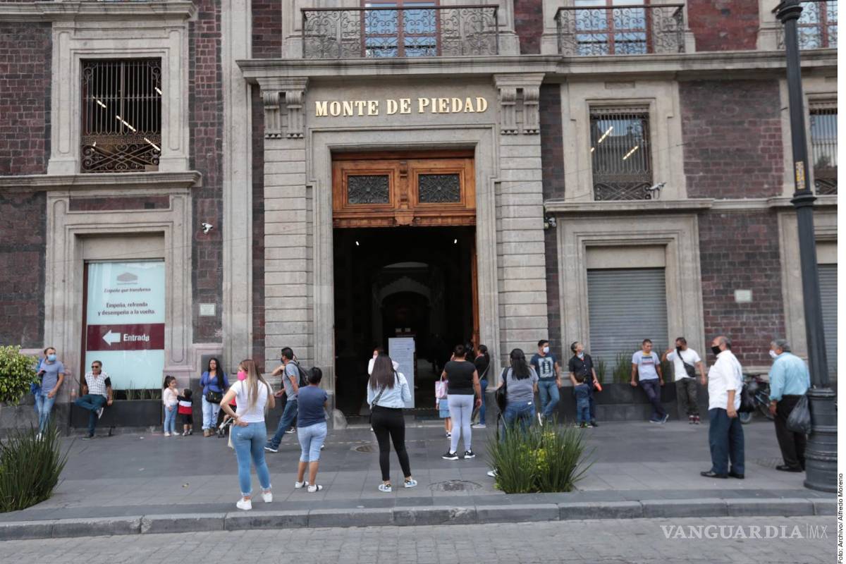 Estalla huelga en Nacional Monte de Piedad; acusan violaciones a contrato