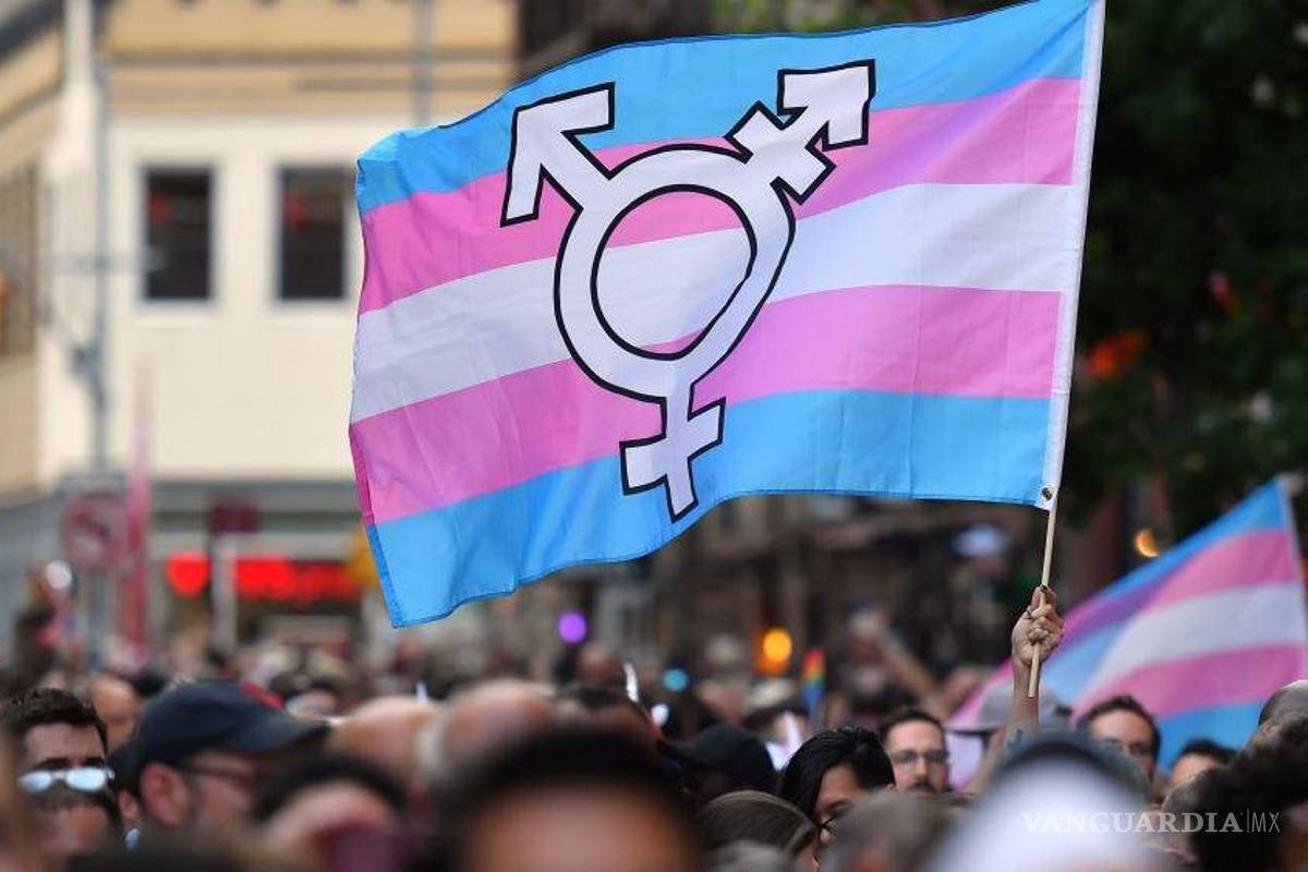 Aprueban en CDMX que adolescentes puedan cambiar su género en el acta de nacimiento
