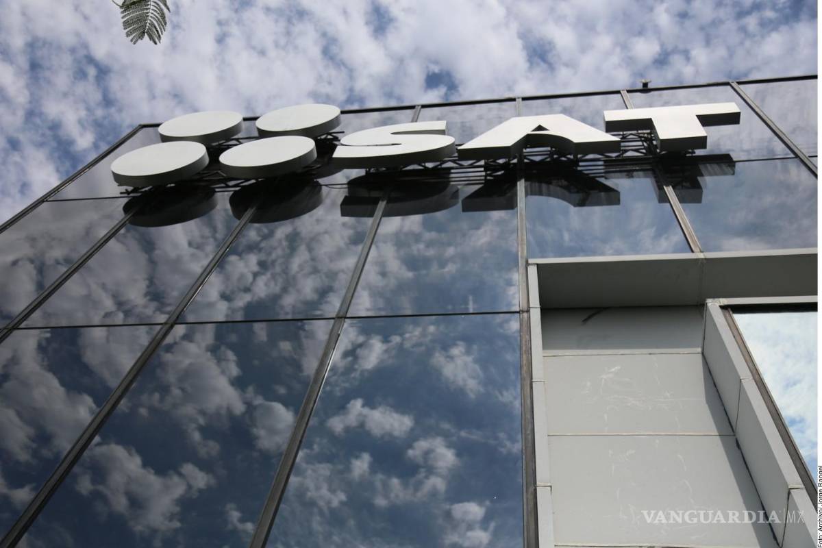 Durante 2023 denunciaron al 35% de los funcionarios del SAT por delitos federales