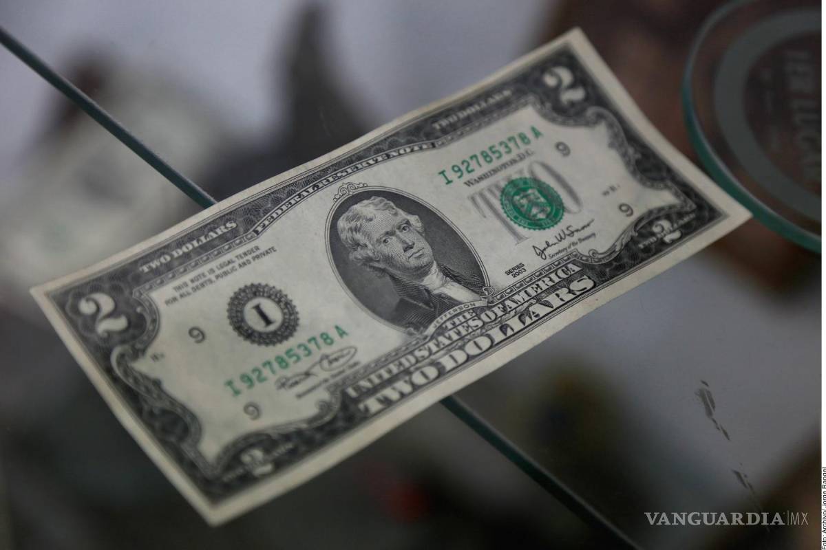 Hombre compraba dólares a cárteles mexicanos y los vendía a sobreprecio a chinos en EU