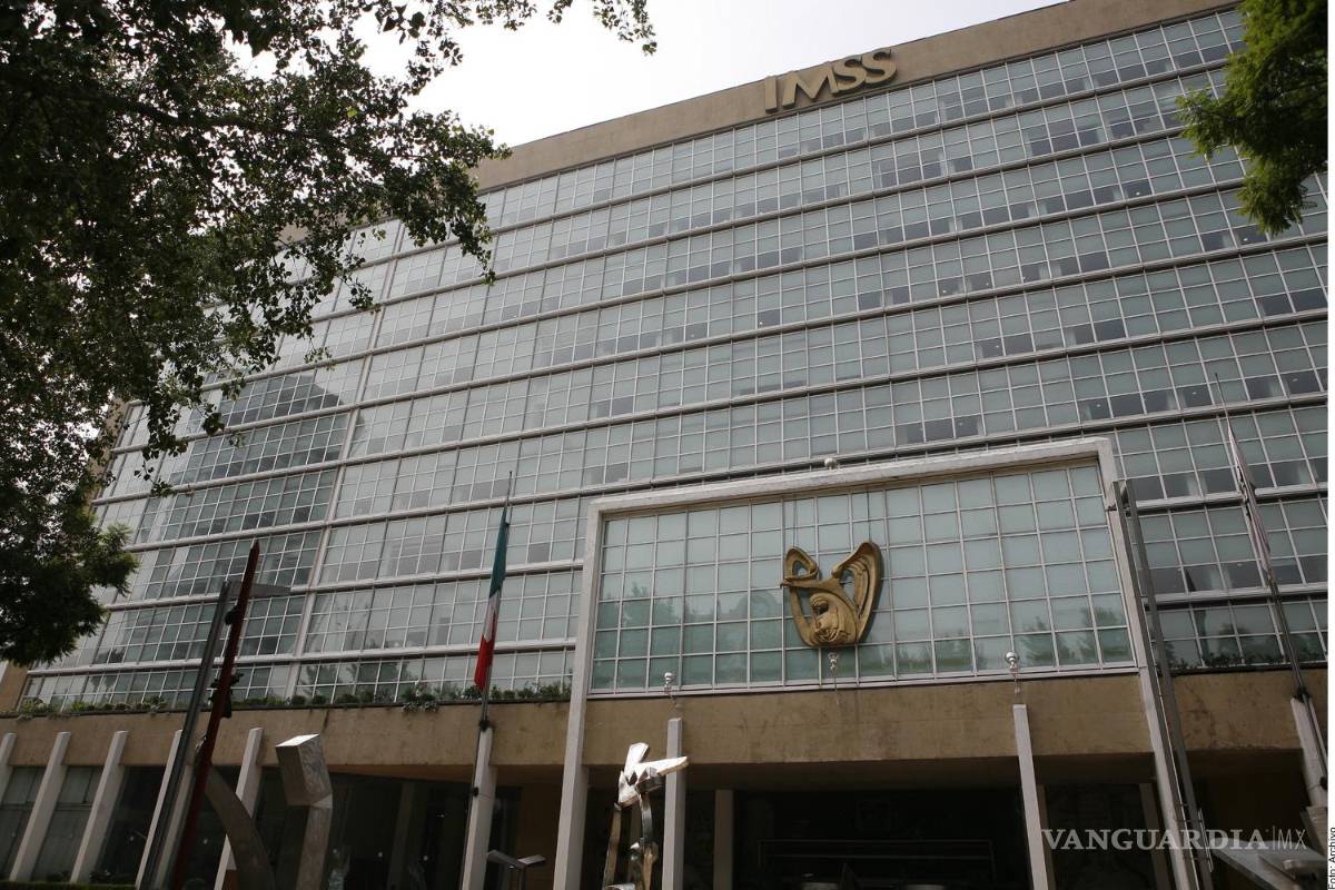 IMSS busca crear aseguradora; van por rentas vitalicias controladas por Afores