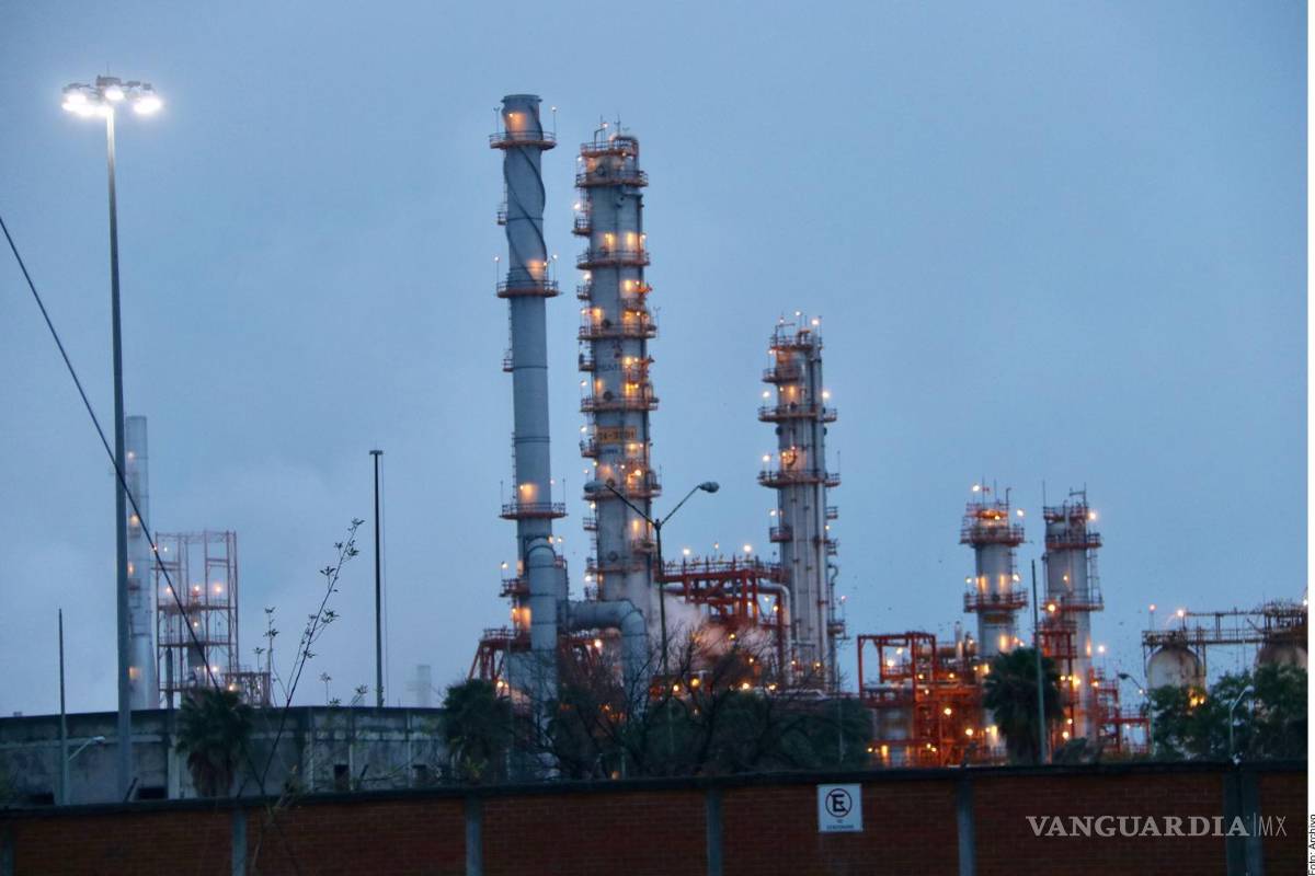 Pemex produce tan poco como en su nivel más bajo en 1978