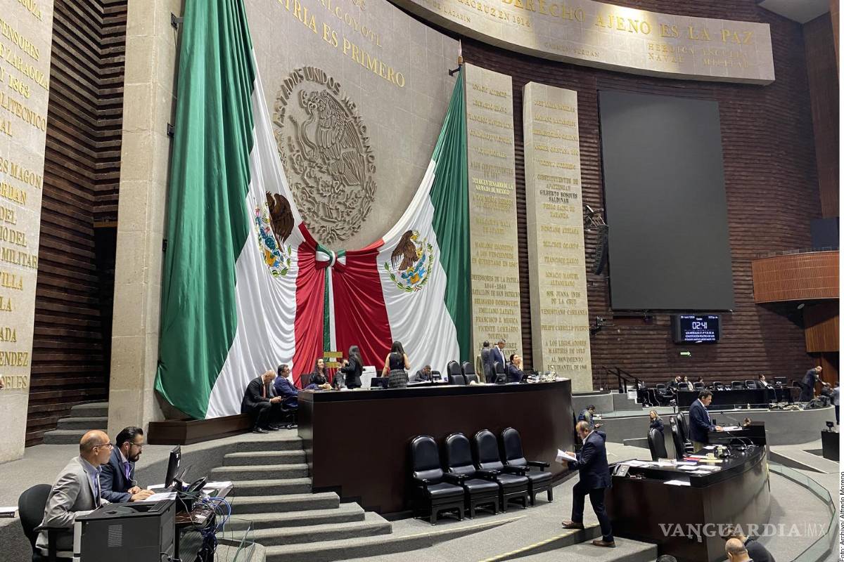 Legisladores analizan 30 iniciativas laborales