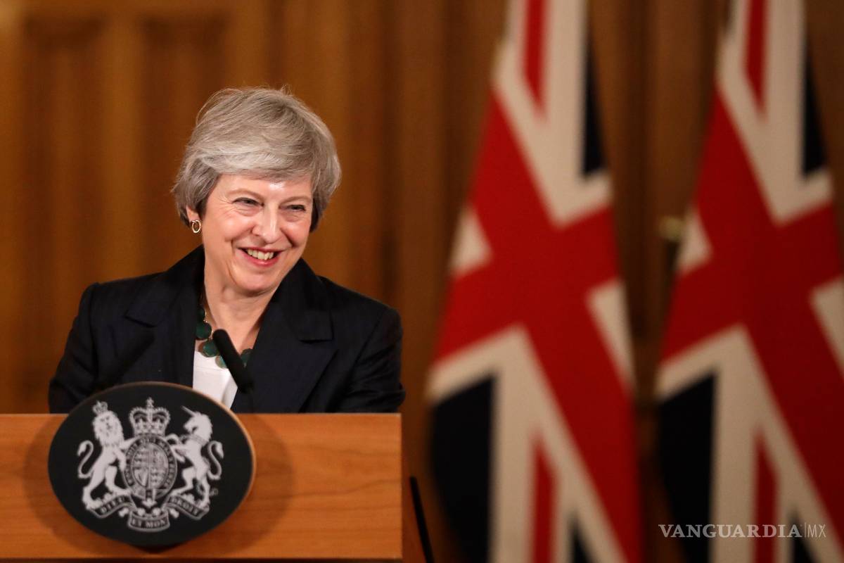 Gabinete se une en torno a la primera ministra, Theresa May, ante el “brexit”