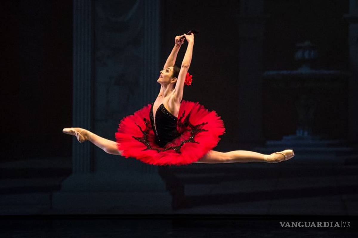 Ministerio de Cultura de Rusia entrega el premio Alma de la Danza a la mexicana Elisa Carrillo