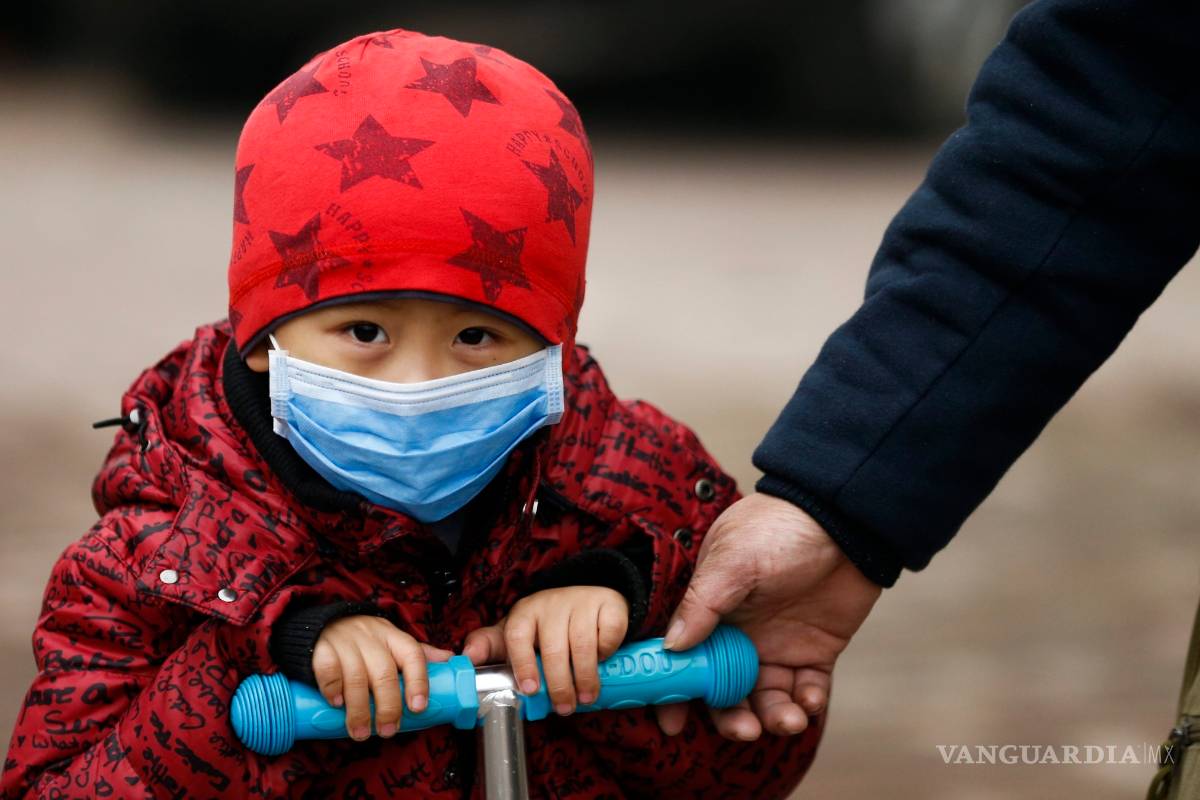 $!Pekín toma medidas contra alerta roja por densa nube de smog