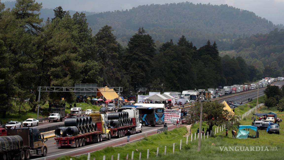 Logran ejidatarios acuerdo con autoridades para liberar carretera México-Puebla, tras 5 días de bloqueo