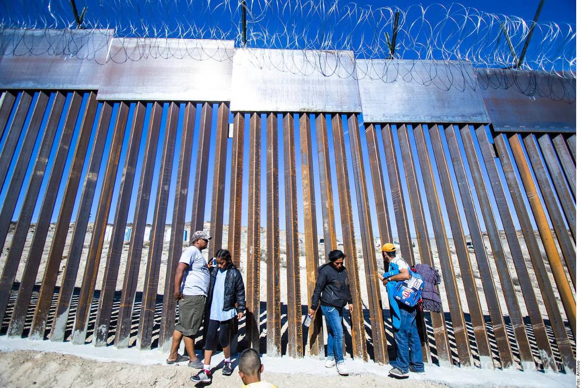 Registra EU menor número de arrestos de migrantes cruzando frontera con México desde 1970