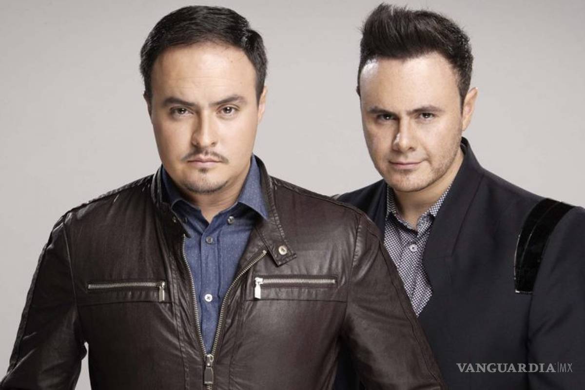 Integrante de Río Roma sobrevive a infarto en pleno vuelo