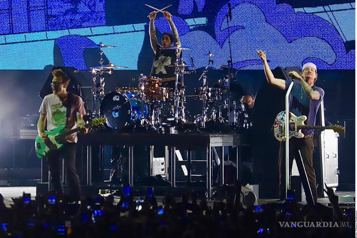 ¡Otra vez a fans mexicanos! Cancela Blink-182 concierto en la CDMX ahora porque Mark ‘está enfermo’