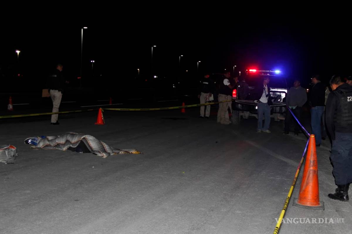 Hombre muere atropellado en Derramadero, Coahuila