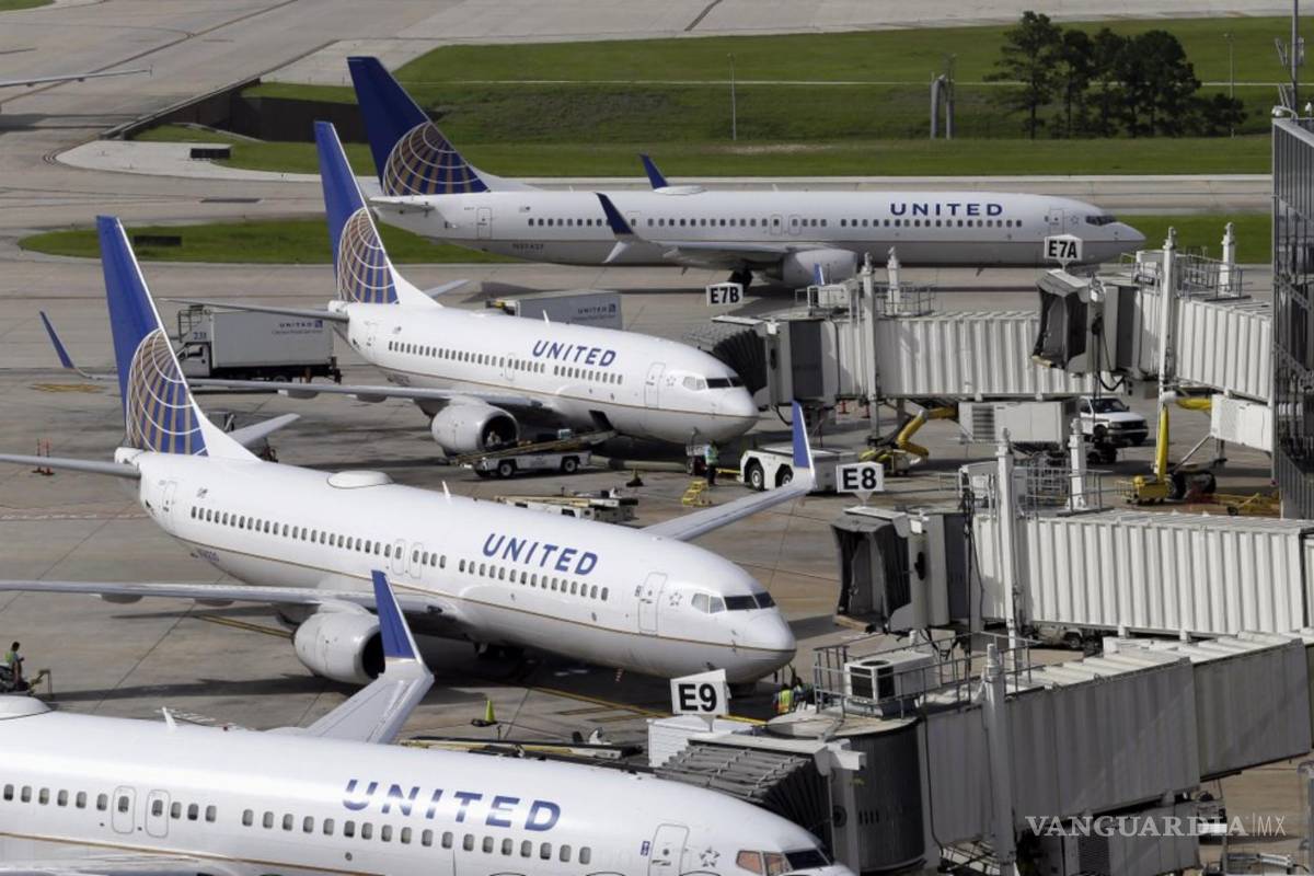 United Airlines hace un pedido ‘histórico’ de 100 aviones Dreamliners a Boeing