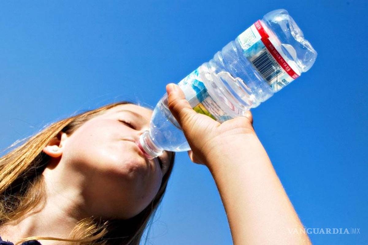 ¿Cuánta agua debemos beber?