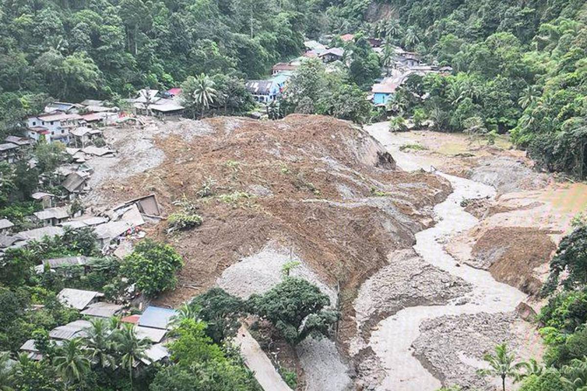 $!54 muertos deja deslizamiento en aldea minera de Filipinas