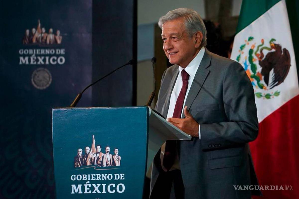 Zona libre alentará economía de México, dice López Obrador