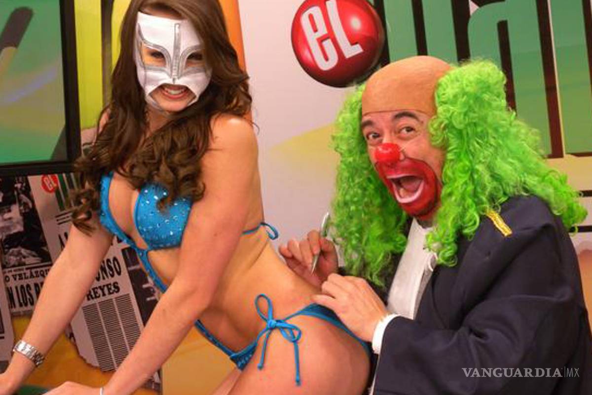 Brozo y sus exuberantes asistentes en 'El Mañanero'