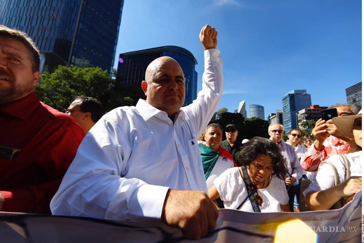 'No protegen la vida': Se lanza Julián LeBarón contra AMLO y Durazo