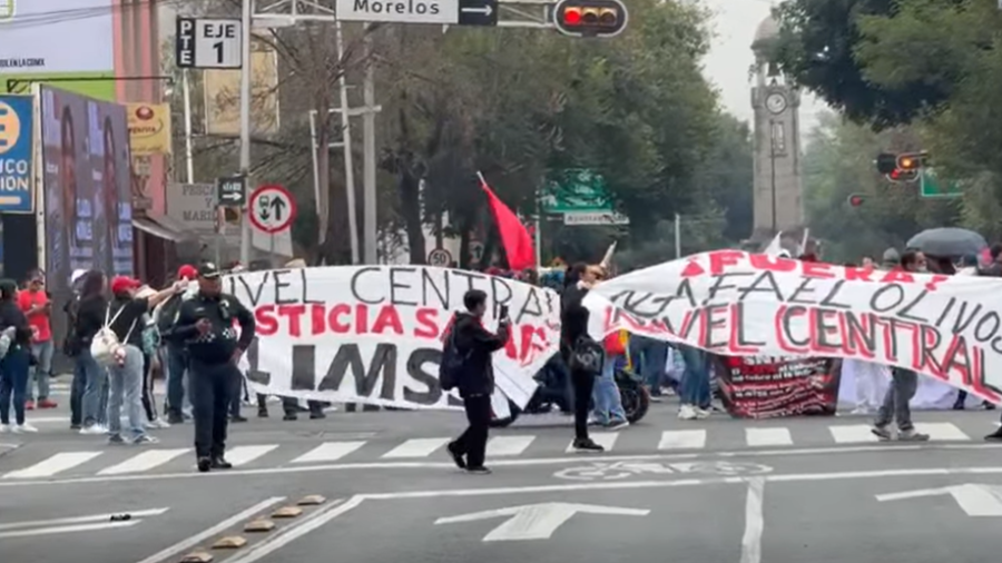 Las protestas se están llevando a cabo en distintos puntos de la Ciudad de México, entre ellos Paseo de la Reforma.
