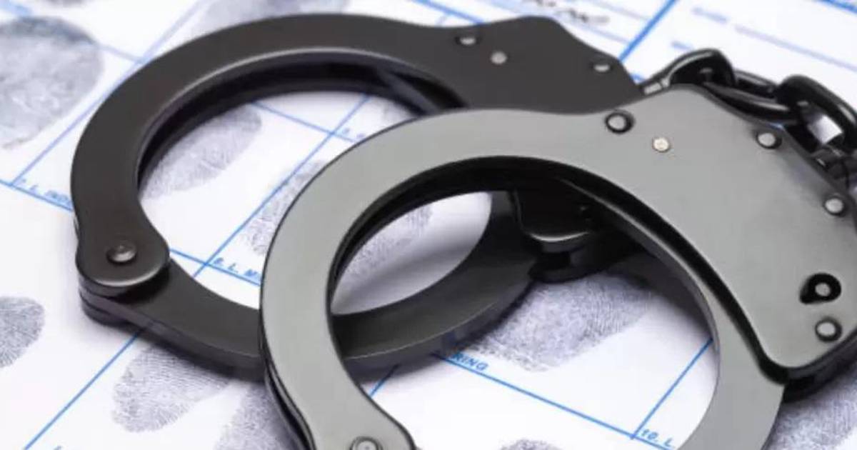 Exdefensora pedía dinero a su cliente para ‘sacarlo de la cárcel’; FGR la procesa