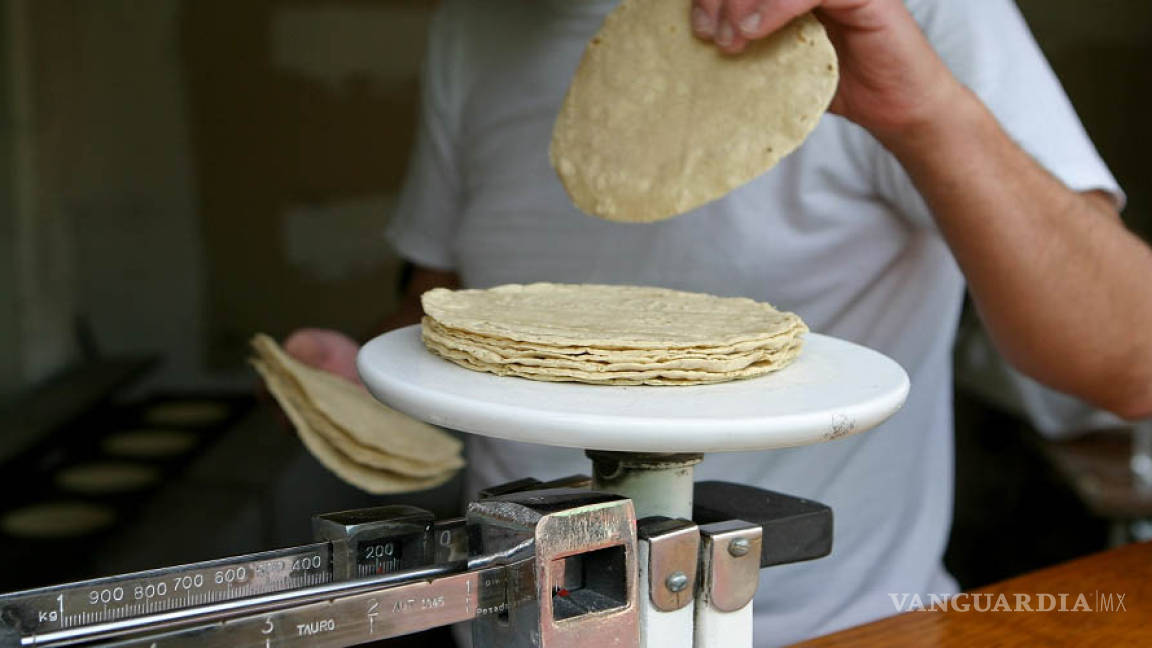 Asegura la Secretaría de Economía que no subirá el precio de la tortilla