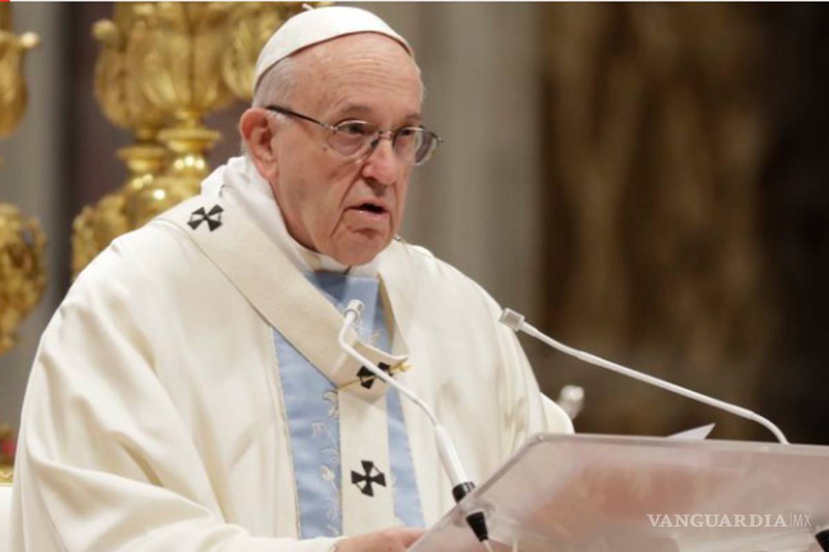 Hospitalizan al Papa Francisco para ser operado de un problema de colon