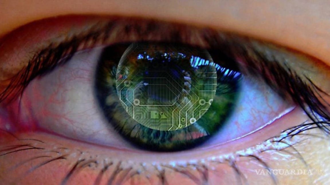 Futuro hoy: Crean lentes de contacto capaces de hacer 'zoom' con solo parpadear