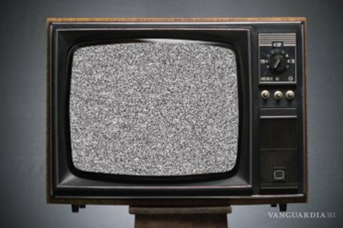 Avala Senado posponer apagón en TV pública