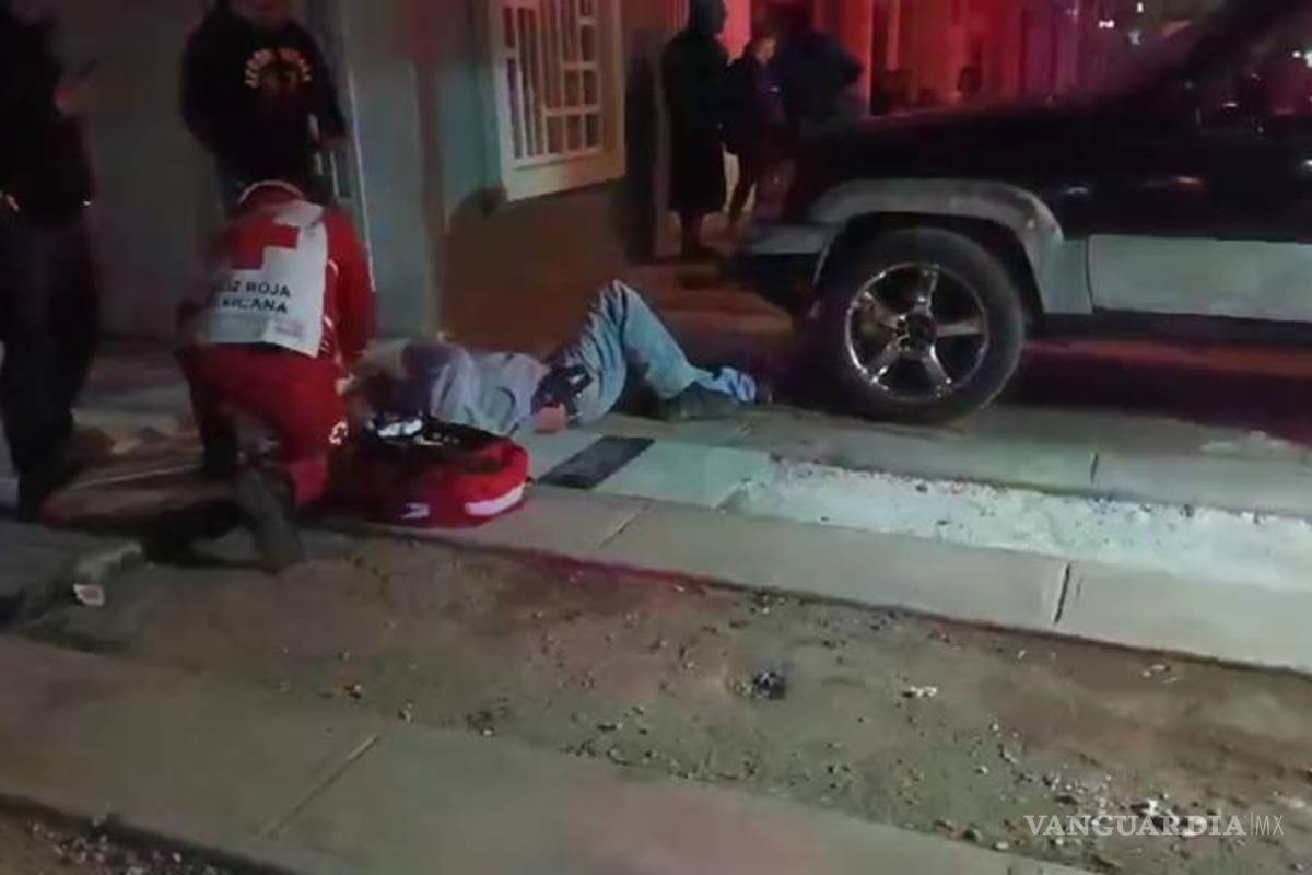 Sujeto se lanza de un tercer piso, en Saltillo