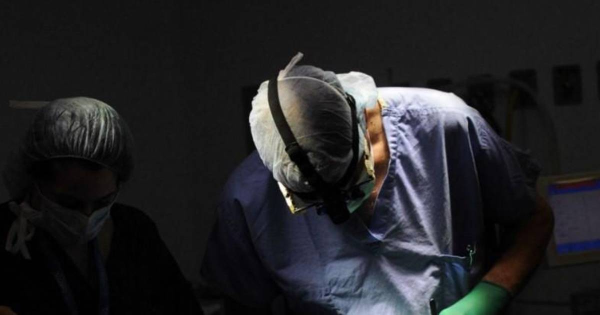 México, en el top ten de aumento de busto entre menores