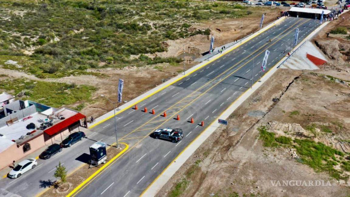 Estrenan puente vecinos de Mirasierra y Zaragoza, en Saltillo