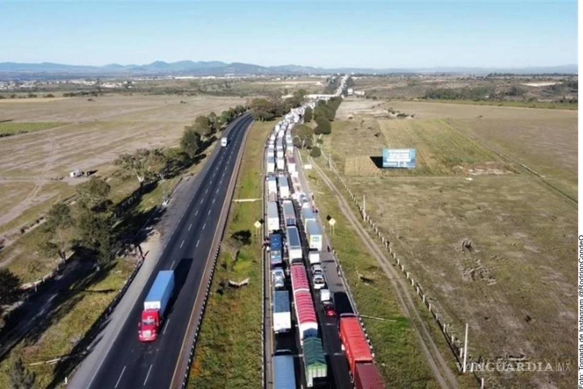 Alertan que el 74% de los robos a transportistas se concentra en vías del Edomex y Puebla