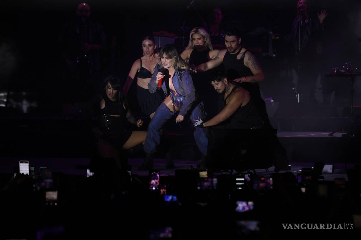 María José enciende la fiesta del Día de las Madres en Saltillo