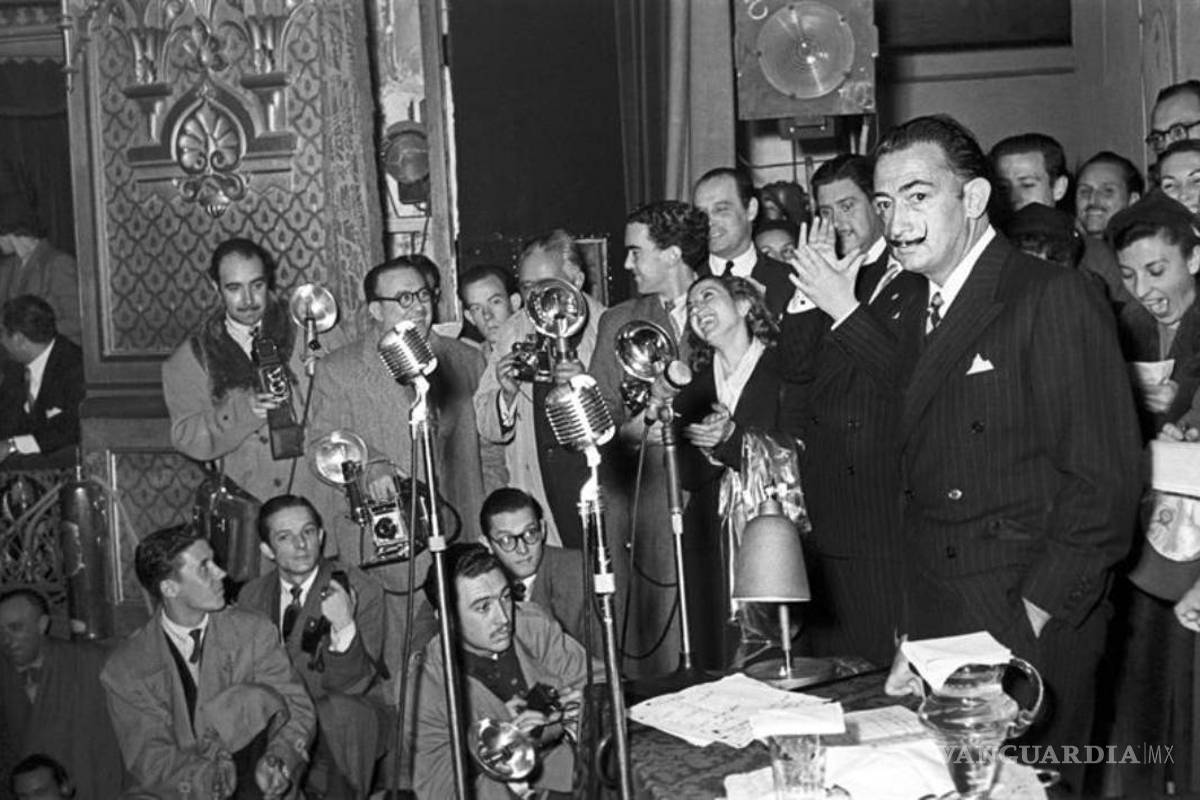 Exposición muestra la relación de Salvador Dalí con la prensa