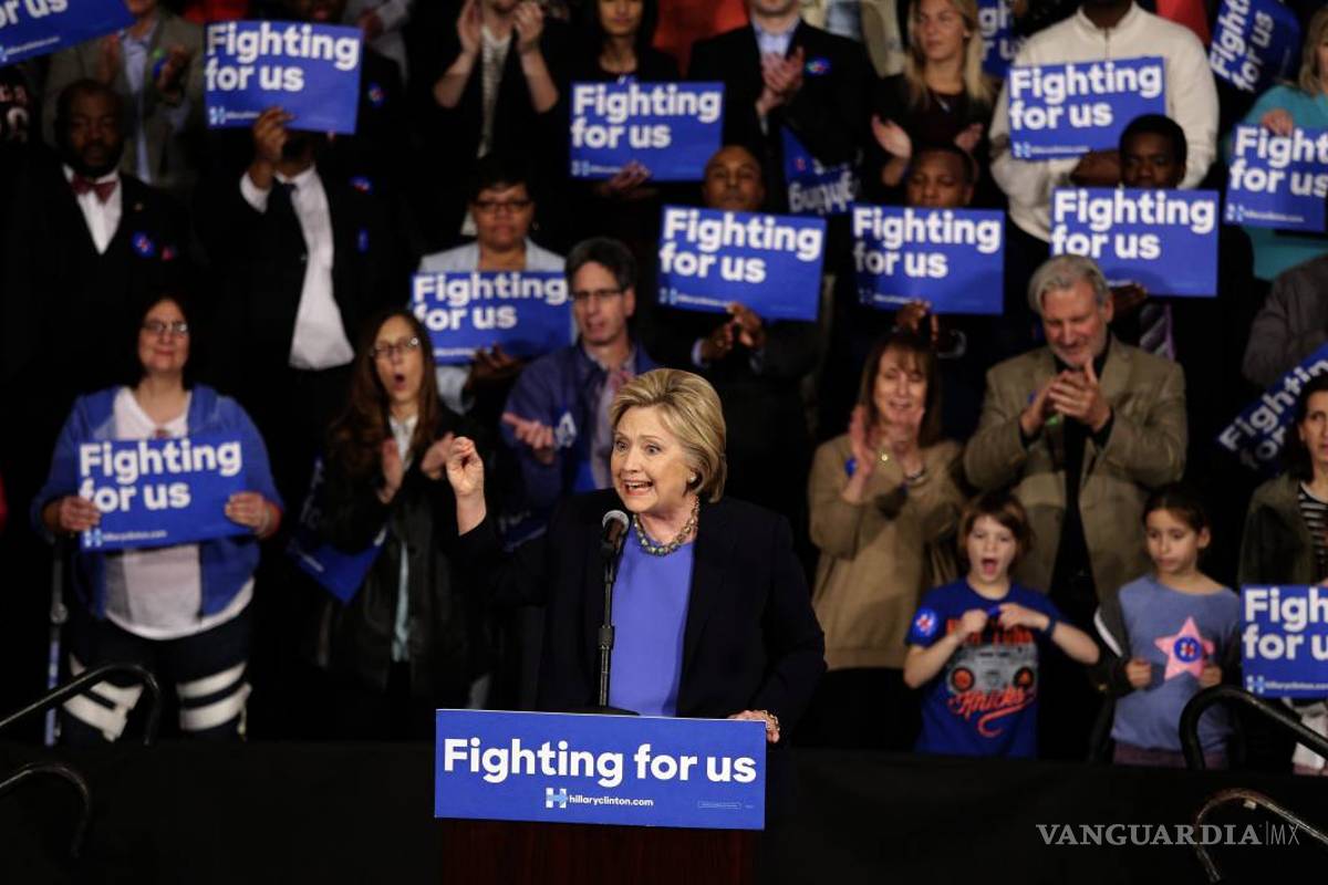 Clinton hace campaña en Nueva York