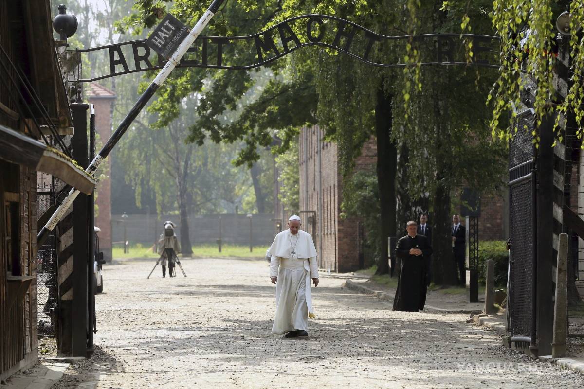 Papa Francisco visitó los campos de Auschwitz y Birkenau