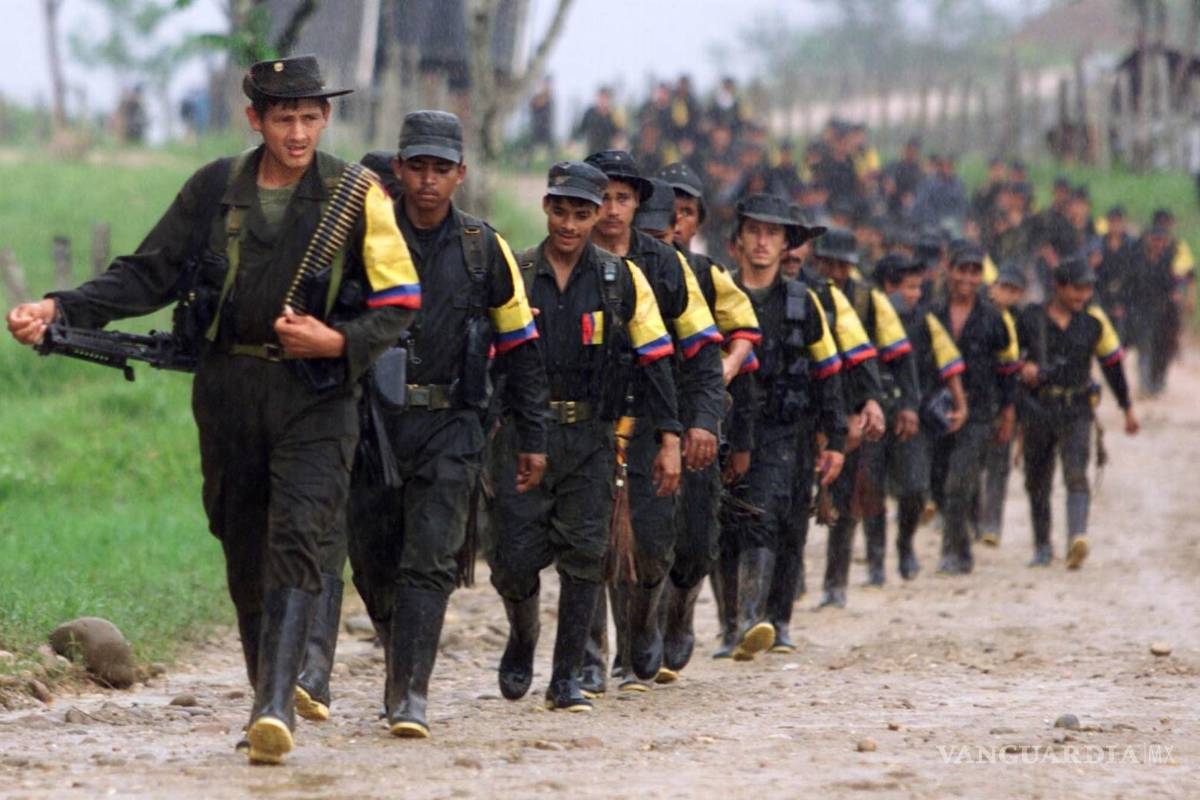 Colombia y FARC proclaman el fin de 52 años de conflicto y llegada de la paz
