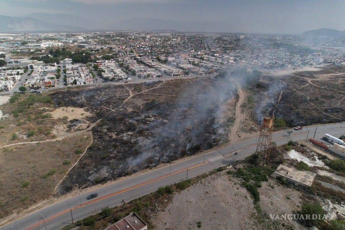 Incendio arrasa con más de 4.5 hectáreas de pastizal en Ramos Arizpe; autoridades confirman que fue provocado