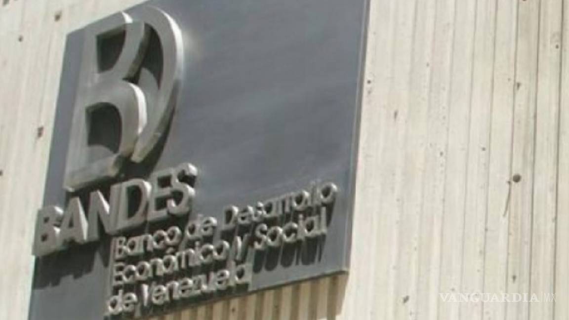 Estados Unidos sanciona a bancos de Venezuela tras detención de cercano a Juan Guaidó