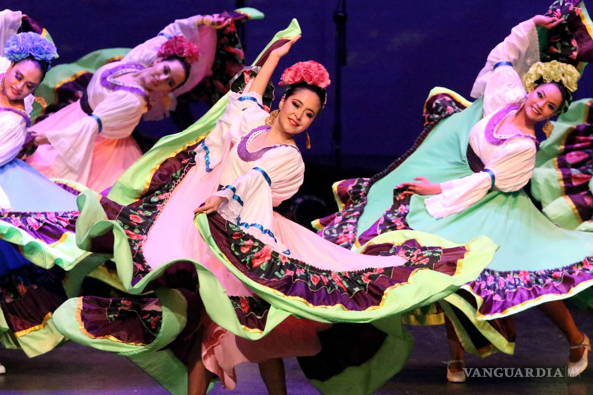 Rinden homenaje a Lalo Rodríguez, embajador de la danza folklórica mexicana