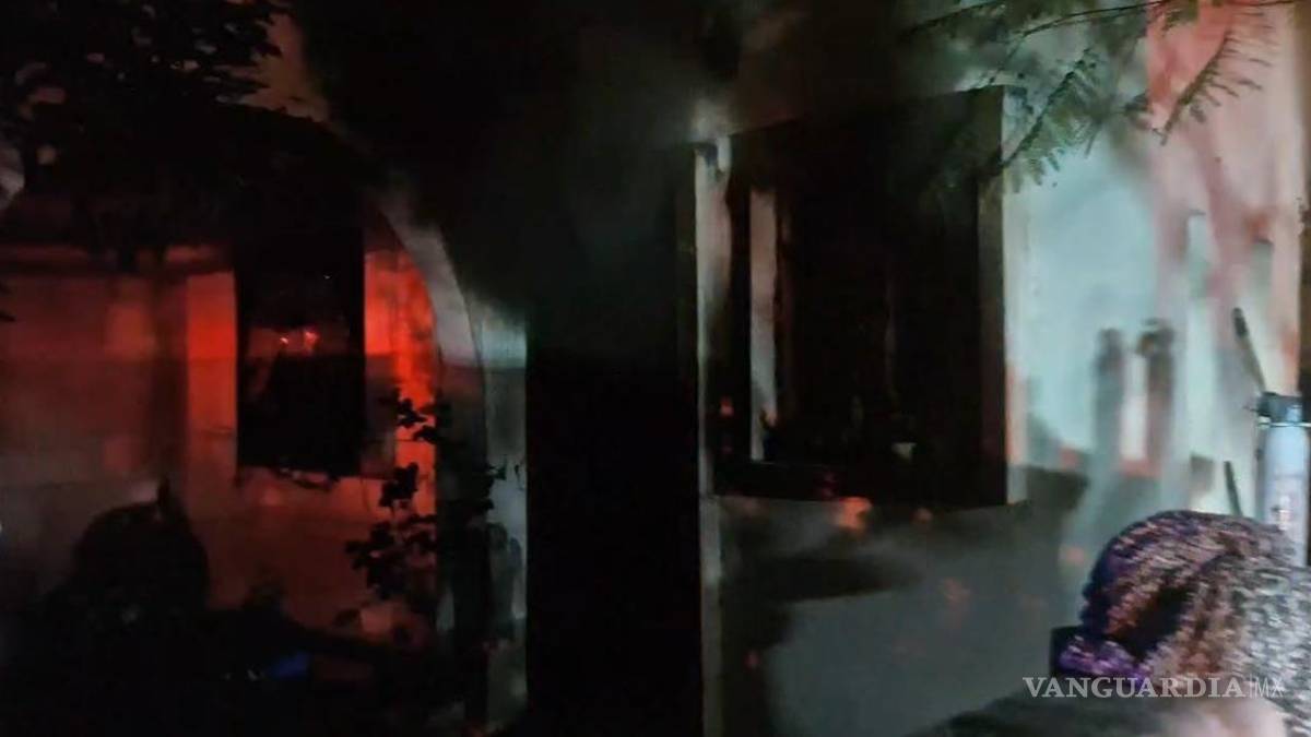 Incendios en dos viviendas en Nuevo León dejan dos muertos