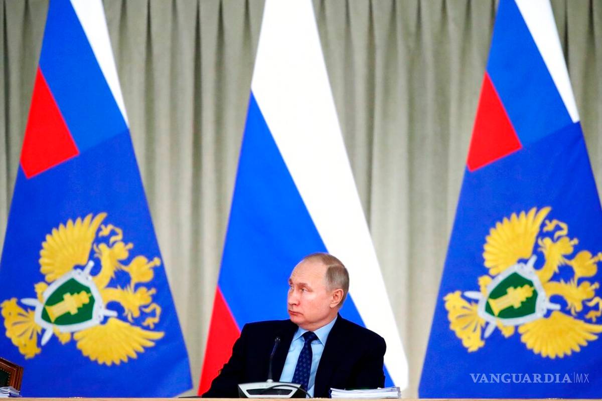 Putin ordena votación sobre reforma pese a coronavirus