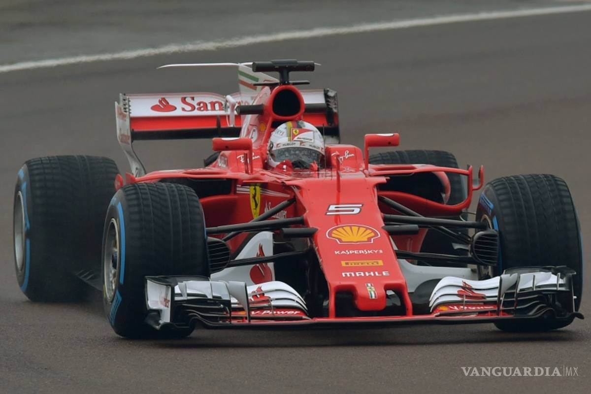 Ferrari presenta SF70 H con el que espera volver a ganar