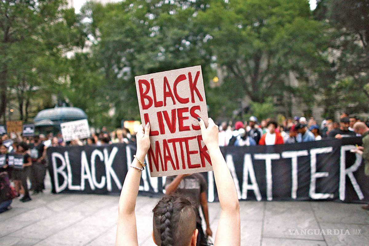 $!Policías matan a afroamericano armado en Texas