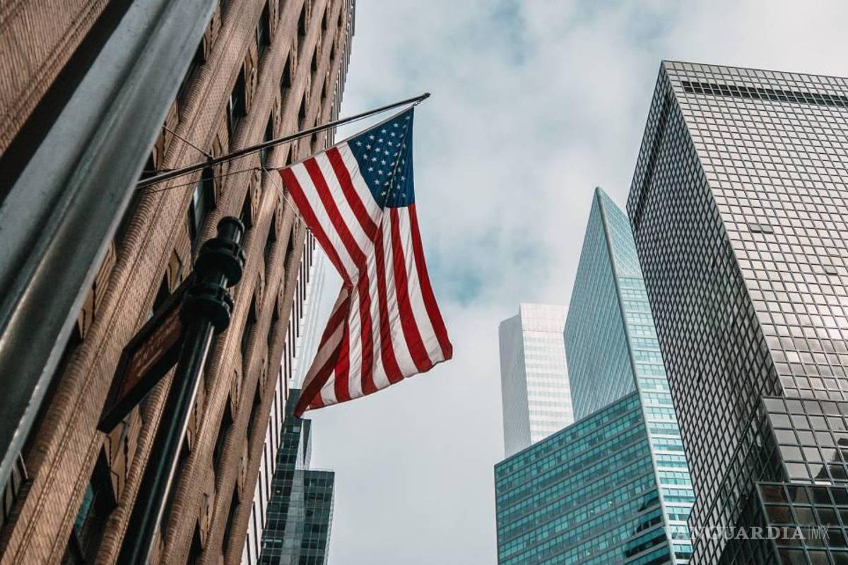 Aranceles frenan inversiones en EU, cae la confianza empresarial