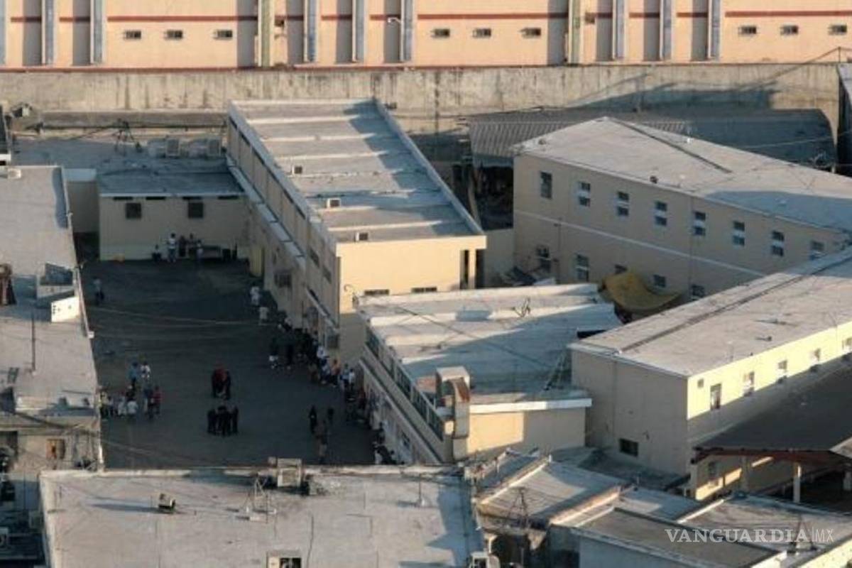 Trasladan a grupo de reos del Penal del Topo Chico a Cadereyta y Apodaca, Nuevo León