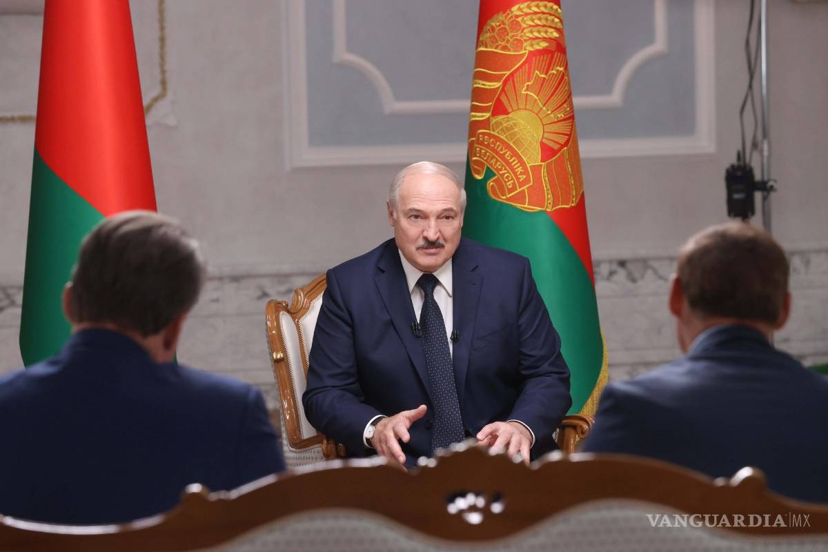 Alexander Lukashenko reconoce estar ‘un poco de más’ como Presidente