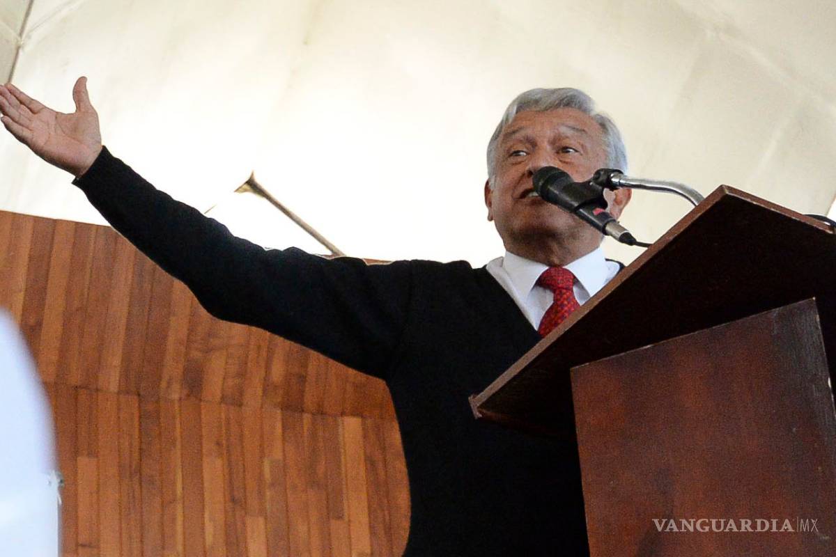 AMLO pide a Peña Nieto que demande a EU ante la ONU por el muro