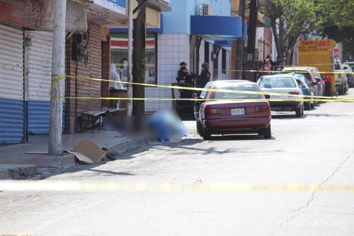 Ataque a base de taxis en Monterrey deja dos muertos y un herido